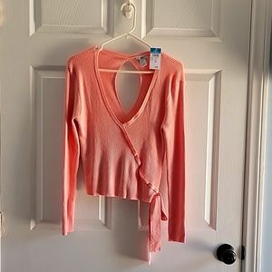 Rue21 Keyhole back sweater